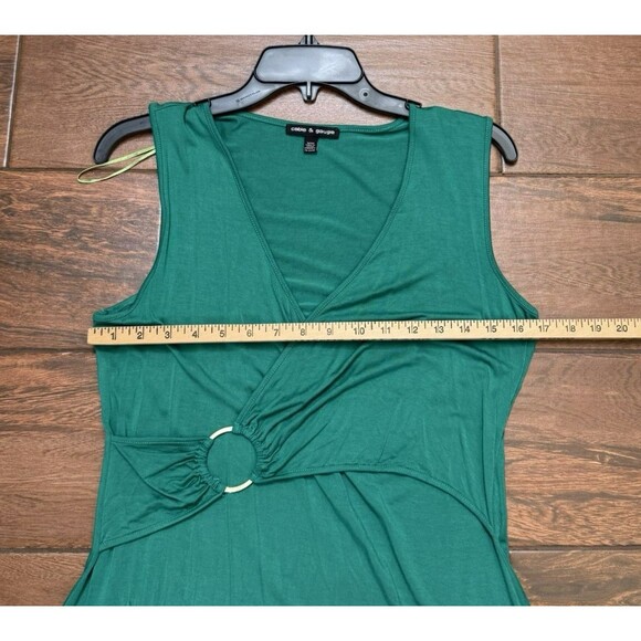 Cable & Gauge Green Wrap Midi Dress - Picture 4 of 9